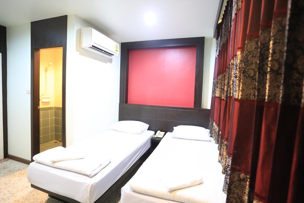 Hotel Thara House Bangkok Zimmer foto