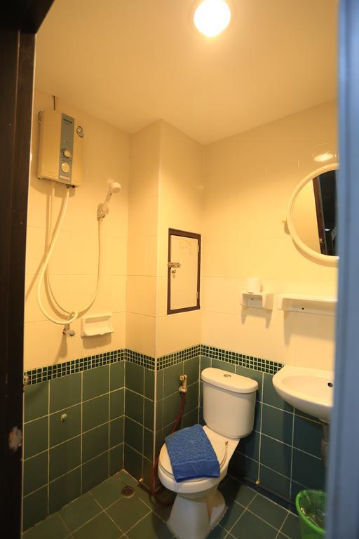 Hotel Thara House Bangkok Zimmer foto