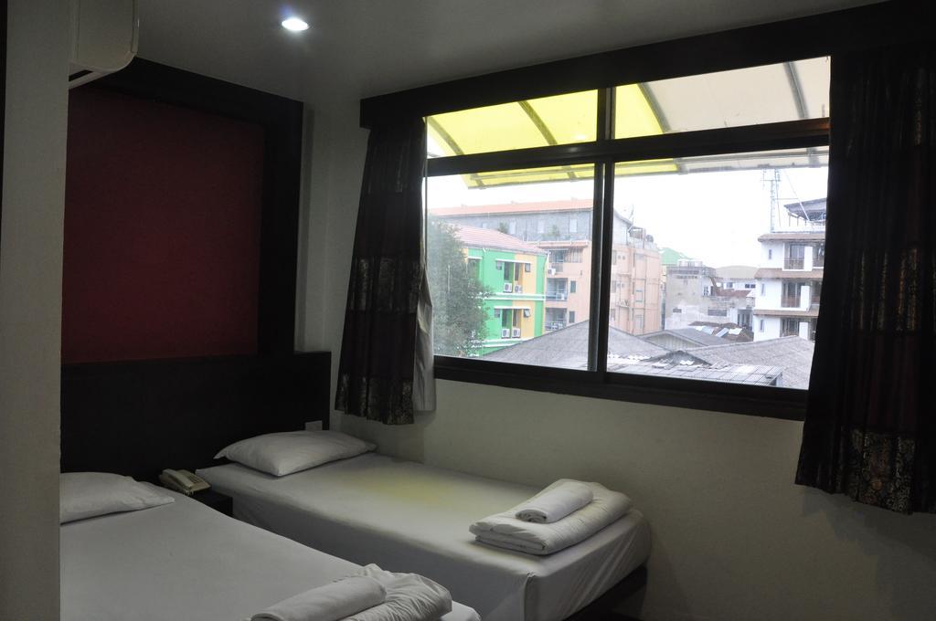 Hotel Thara House Bangkok Zimmer foto