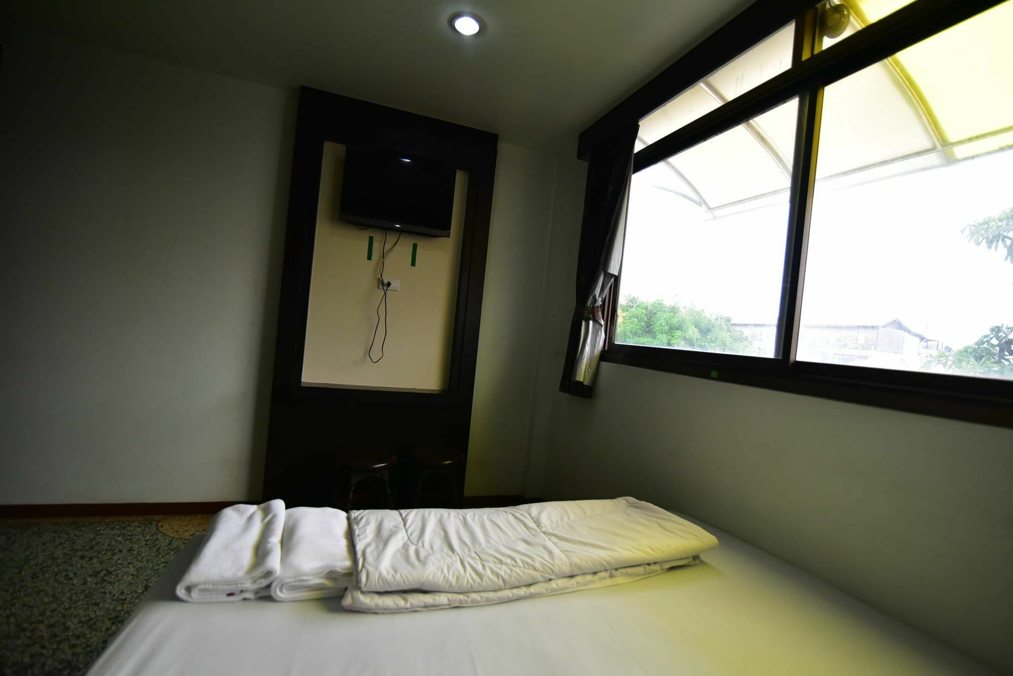 Hotel Thara House Bangkok Exterior foto