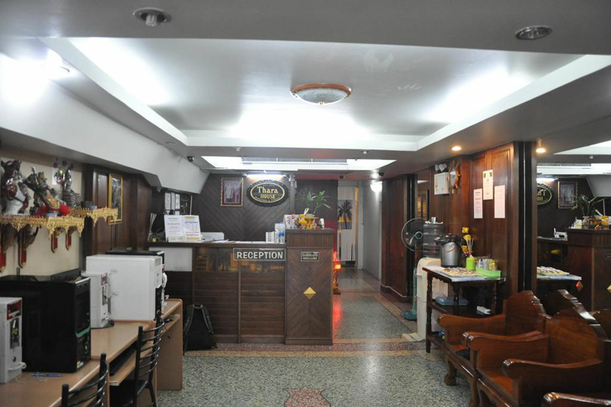 Hotel Thara House Bangkok Exterior foto